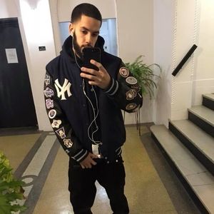 Meet your Posher, Raymond